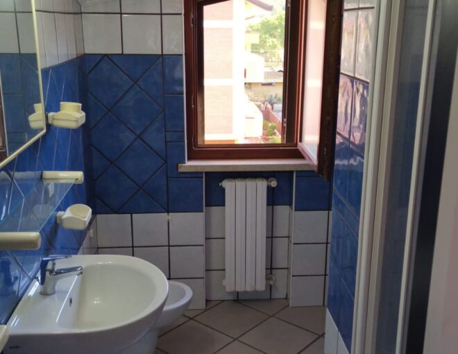 Trilocale a piano primo